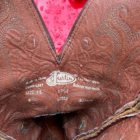 Cowboy boots - Picture 2 of 4